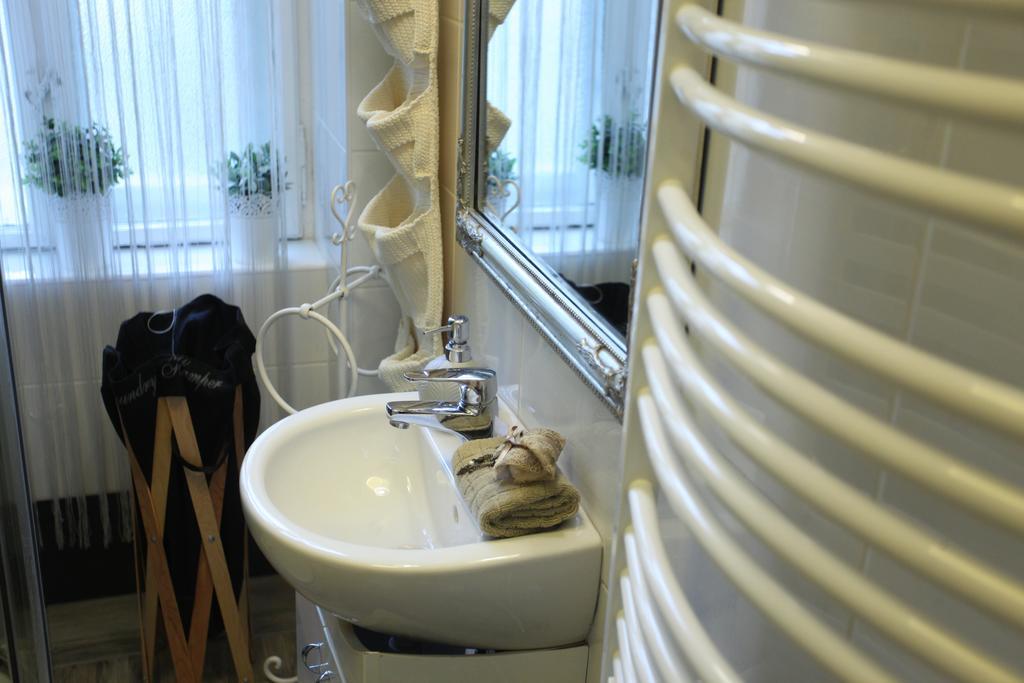 Apartament D.five Vintage At Basilica Budapesta