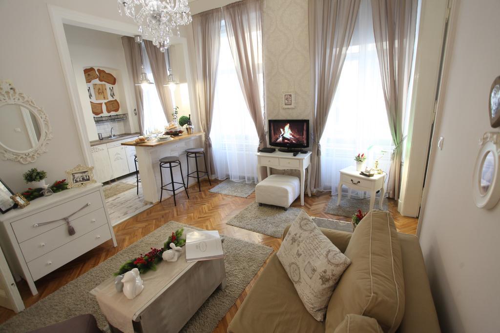 Apartman D.five Vintage At Basilica *